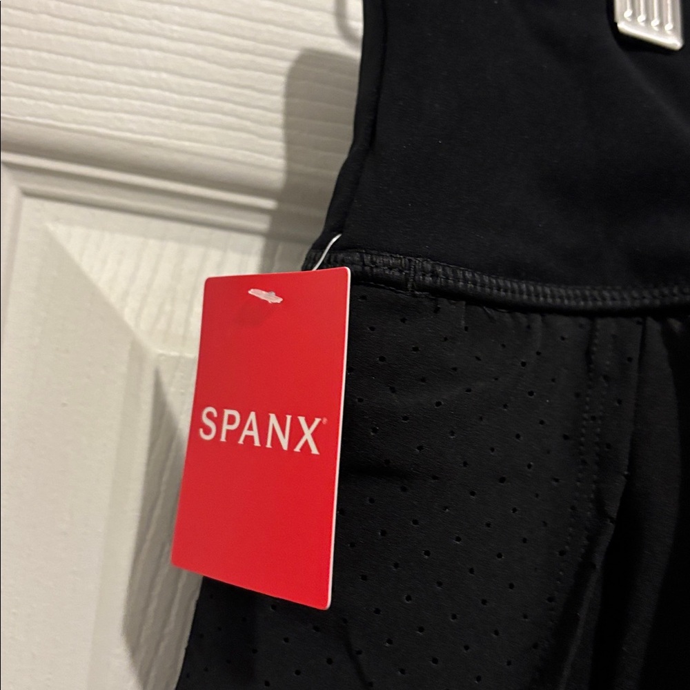 ‼️BNWT‼️Spanx get moving skort - Picture 3 of 5